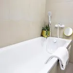 Alure Residences 13 & 24h Self Check-in, Fireplace,private Parking In Front Of The Building Included, New Building, Area With Meadows And Forests