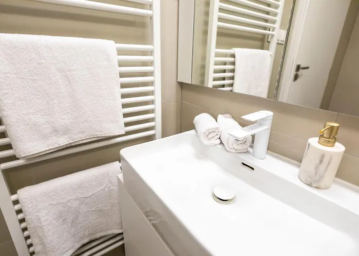 Appartement Alure Residences 13 & 24h Self Check-in, Fireplace,private Parking In Front Of The Building Included, New Building, Area With Meadows And Forests Banská Bystrica