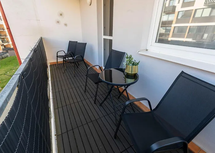 Alure Residences 13 & 24h Self Check-in, Fireplace,private Parking In Front Of The Building Included, New Building, Area With Meadows And Forests Banská Bystrica