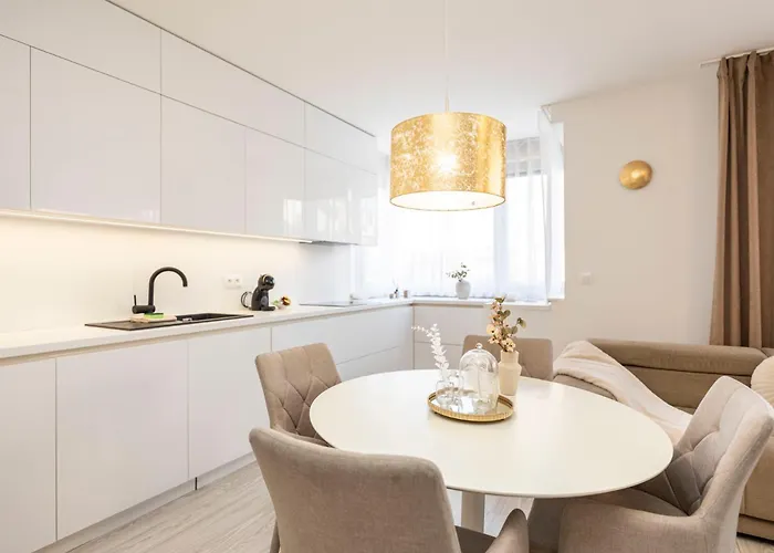 Appartement Alure Residences 13 & 24h Self Check-in, Fireplace,private Parking In Front Of The Building Included, New Building, Area With Meadows And Forests *